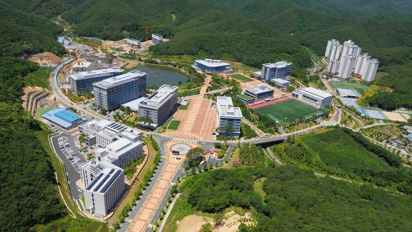 Viện Khoa Học Và Công Nghệ Quốc Gia Ulsan