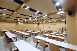 Giảng đường Đại Học Myongjin