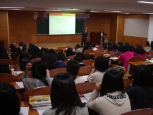 TRƯỜNG ĐẠI HỌC DONGSHIN – THẾ MẠNH SỨC KHỎE, ĐÀO TẠO THỰC TIỄN 12 Giảng đường Của Đại Học Dongshin